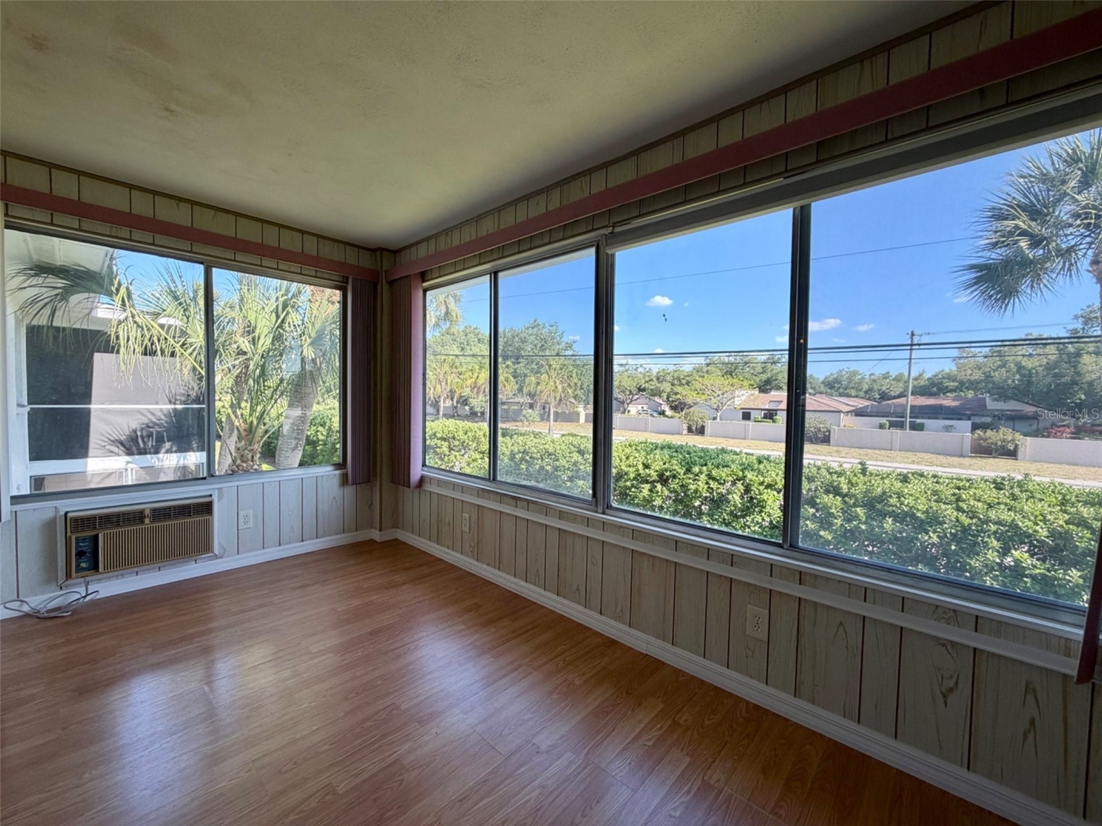 3900 Roxane Boulevard #11B Sarasota FL 34235 A4692072 image10