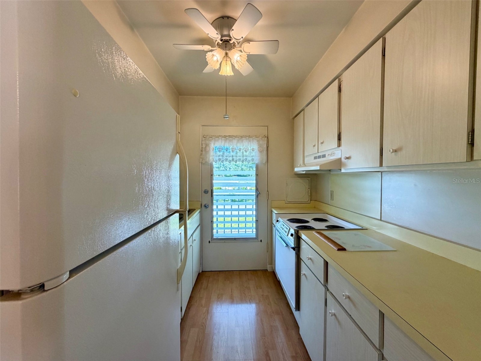 3900 Roxane Boulevard #11B Sarasota FL 34235 A4692072 image15