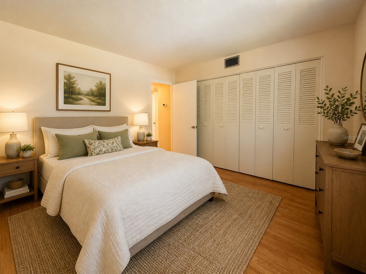 3900 Roxane Boulevard #11B Sarasota FL 34235 A4692072 image16