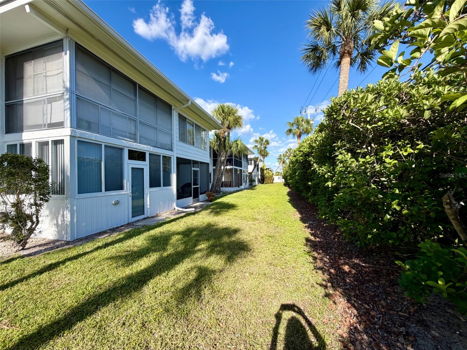 3900 Roxane Boulevard #11B Sarasota FL 34235 A4692072 image4