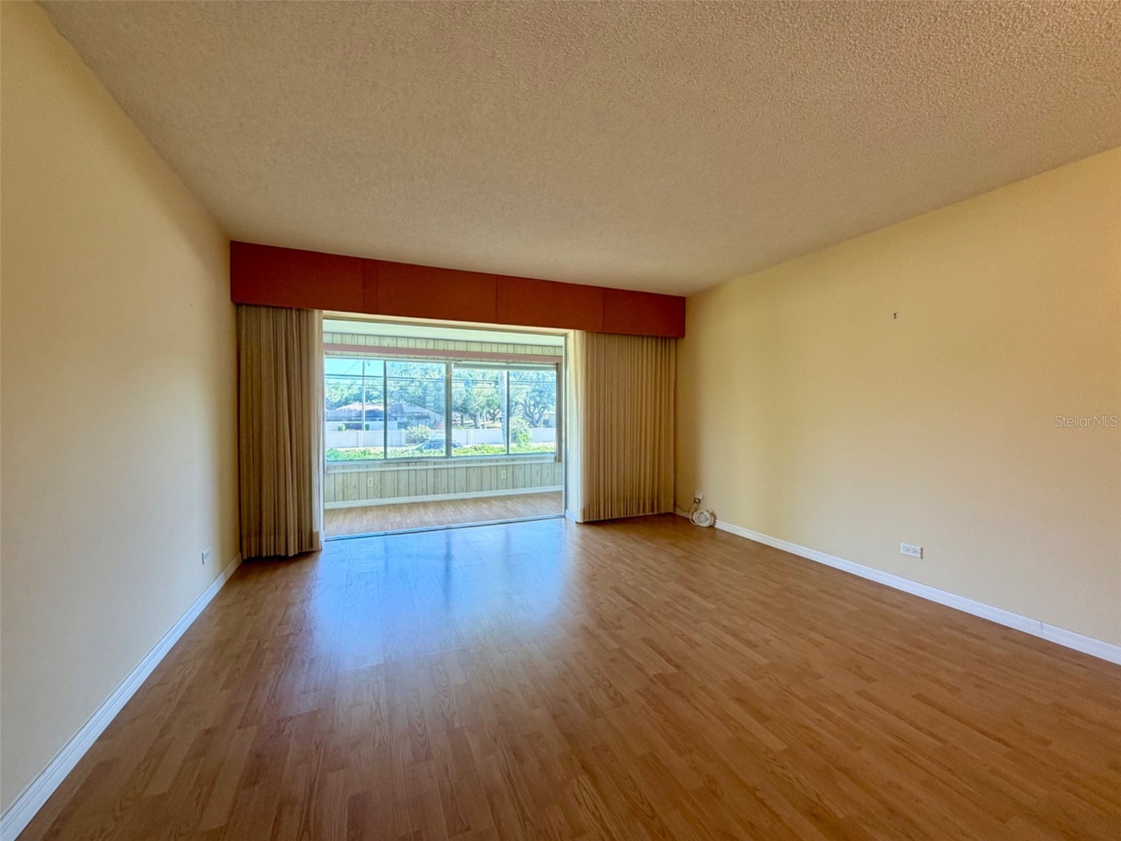 3900 Roxane Boulevard #11B Sarasota FL 34235 A4692072 image6