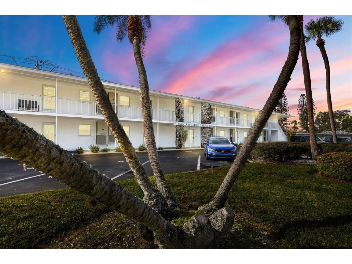 3900 Roxane Boulevard #7B Sarasota FL 34235 A4592094 image1