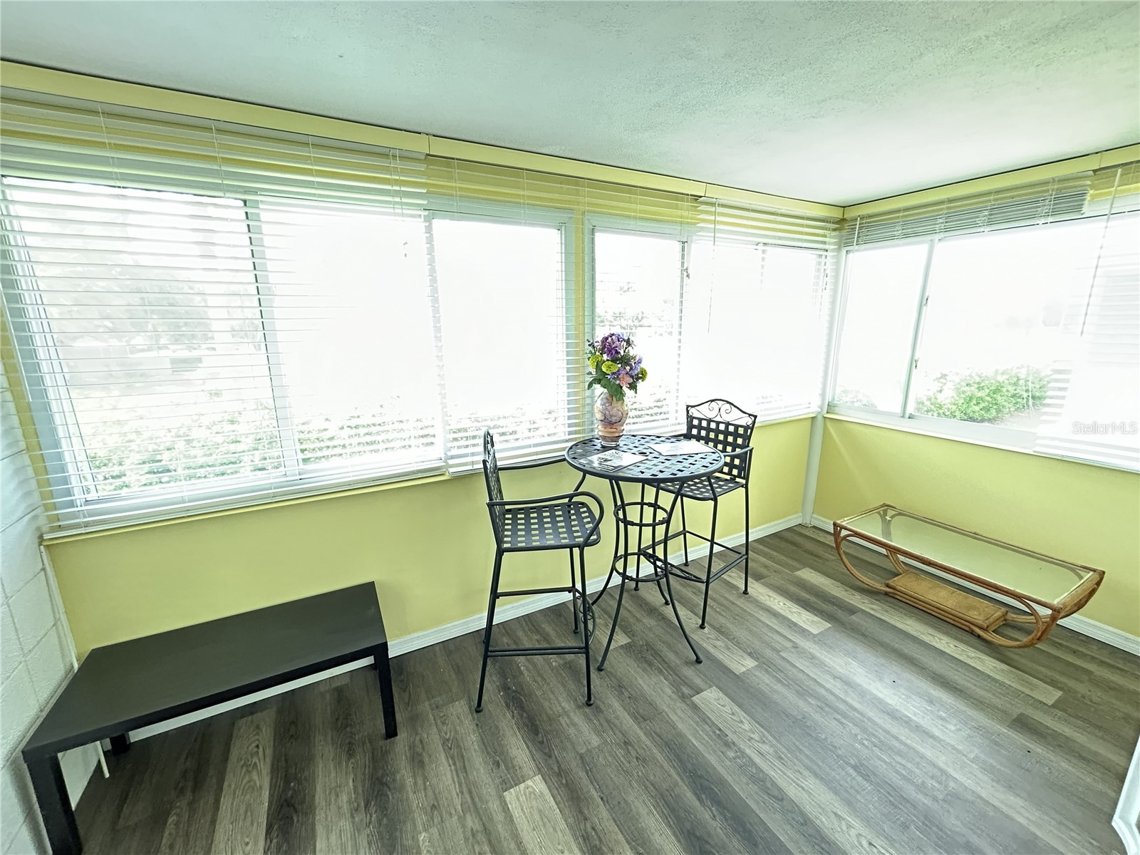 3900 Roxane Boulevard #8B Sarasota FL 34235 A4689994 image12