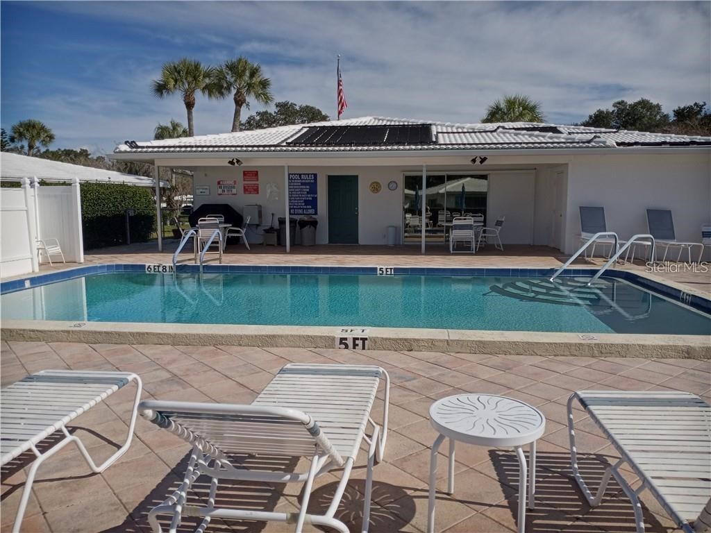 3900 Roxane Boulevard #8B Sarasota FL 34235 A4689994 image13