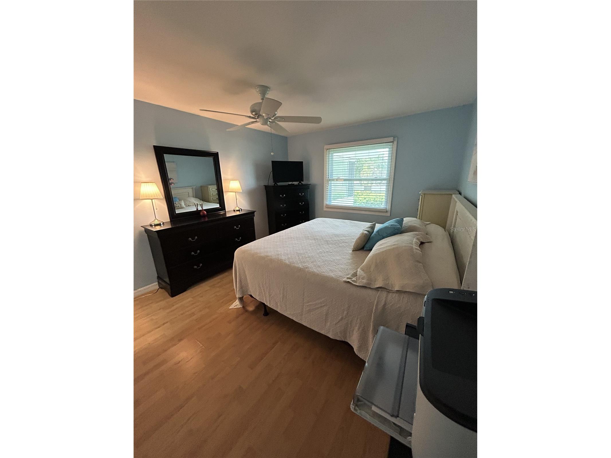 3900 Roxane Boulevard #8B Sarasota FL 34235 A4689994 image4