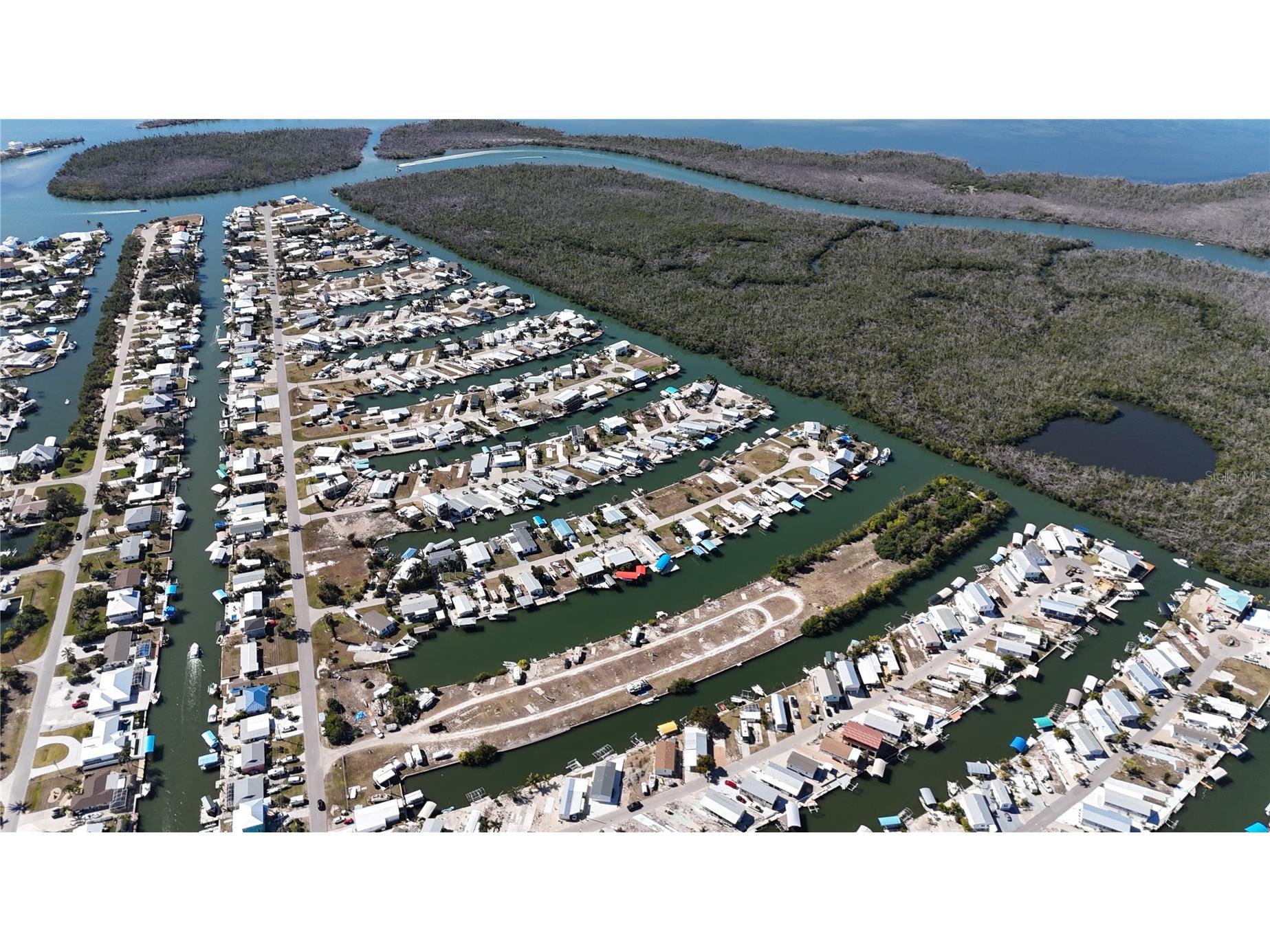 3900 Royal Palm Drive Saint James City FL 33956 OM718346 image17