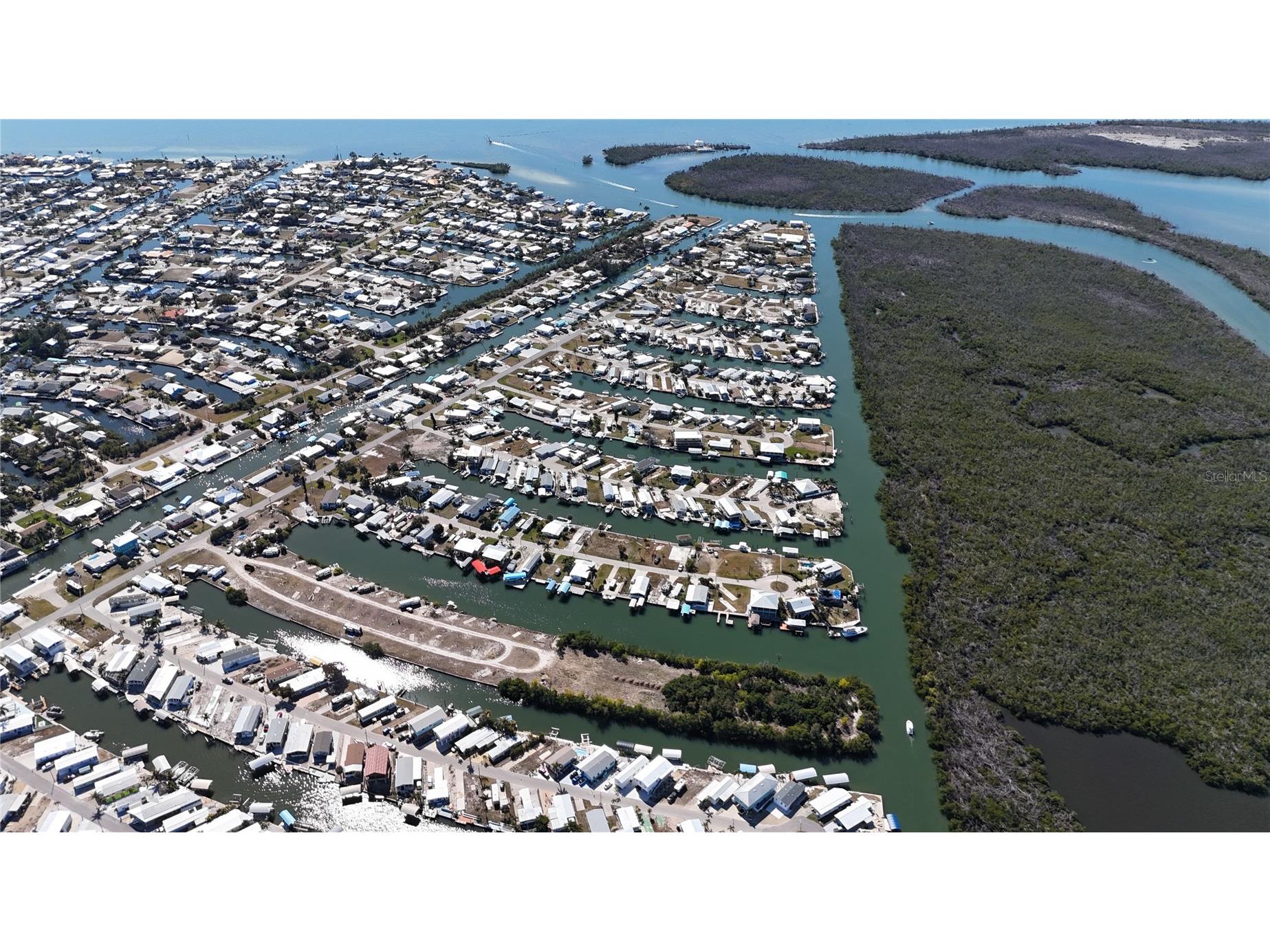 3900 Royal Palm Drive Saint James City FL 33956 OM718346 image18