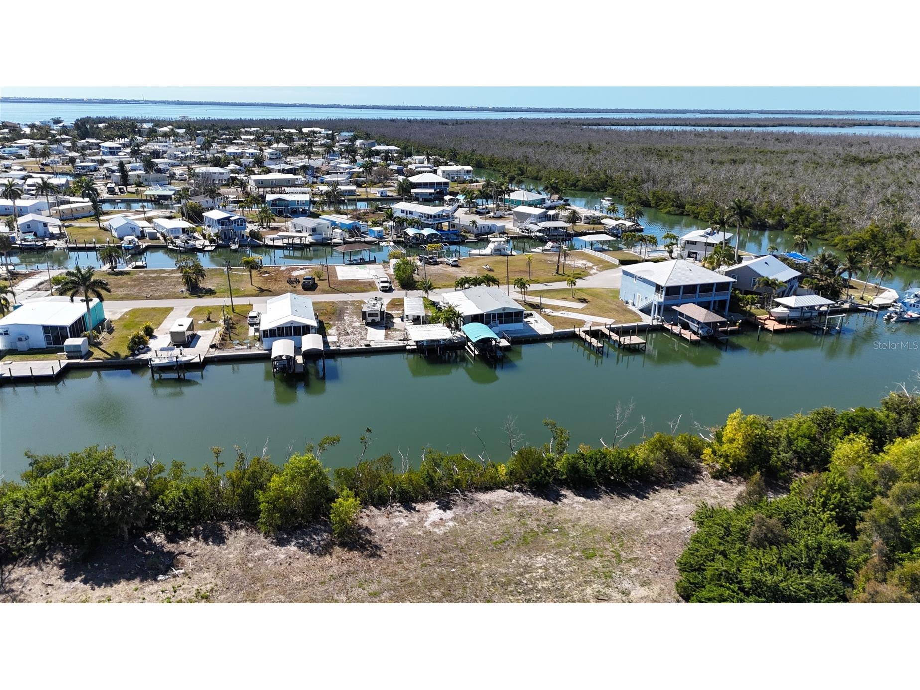 3900 Royal Palm Drive Saint James City FL 33956 OM718346 image23