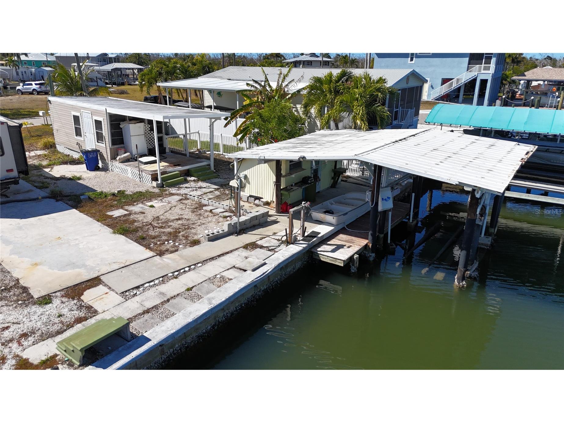 3900 Royal Palm Drive Saint James City FL 33956 OM718346 image4