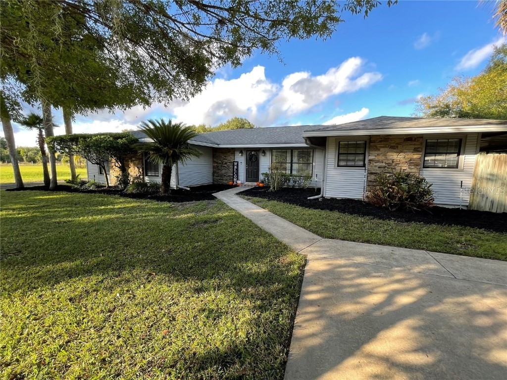 39001 Lake Burns Road Umatilla FL 32784 G5050634 image1
