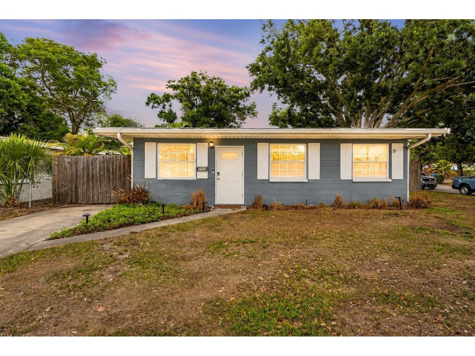 3901 13th Avenue N Saint Petersburg FL 33713 TB8508263 image1