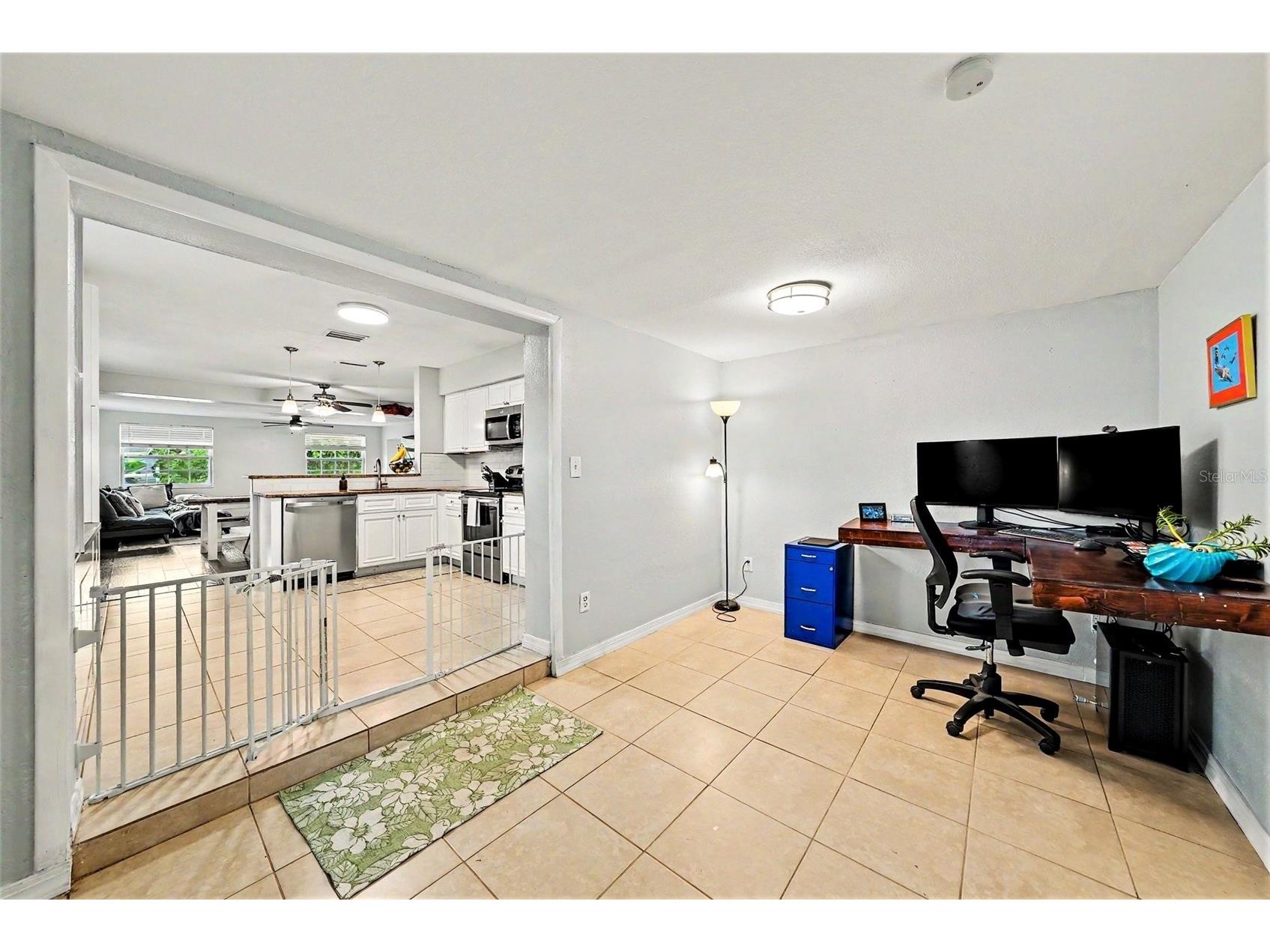 3901 13th Avenue N Saint Petersburg FL 33713 TB8508263 image10
