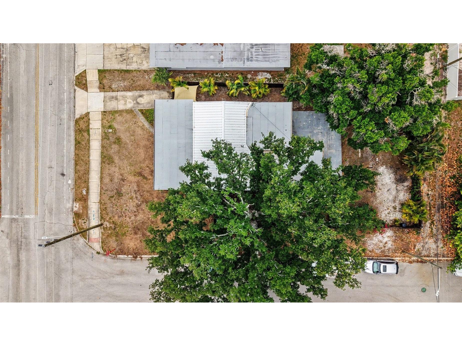 3901 13th Avenue N Saint Petersburg FL 33713 TB8508263 image13