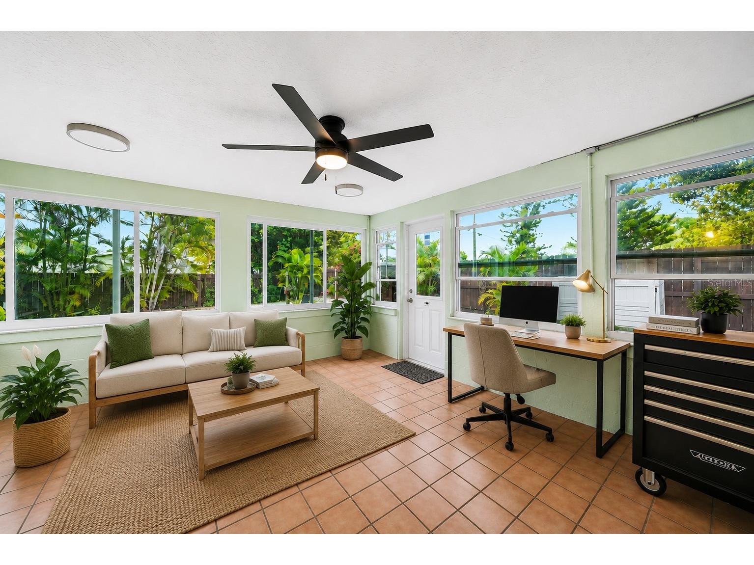 3901 13th Avenue N Saint Petersburg FL 33713 TB8508263 image4
