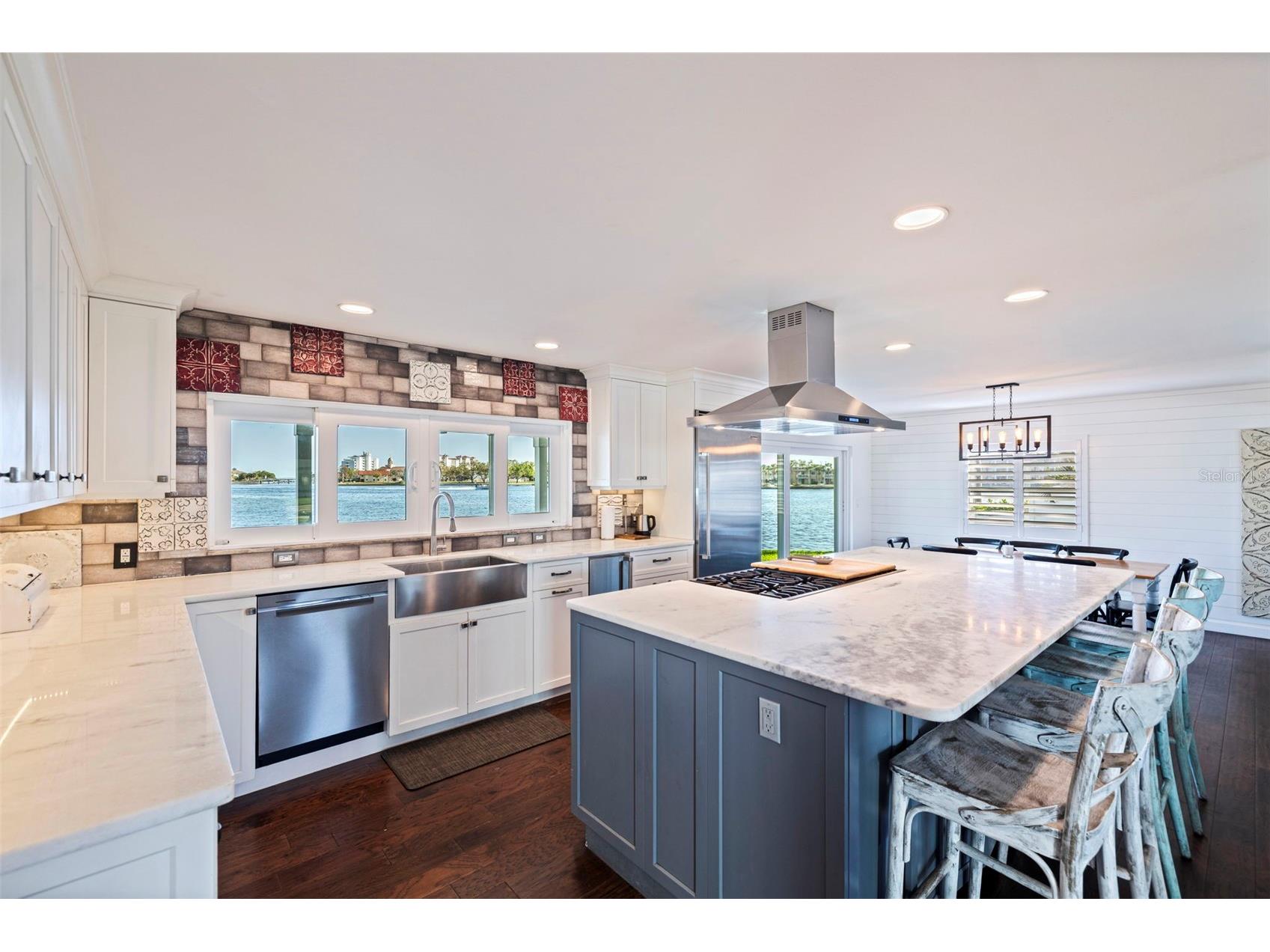 3901 14th Street NE Saint Petersburg FL 33703 - SMACKS BAYOU TB8486421 image16