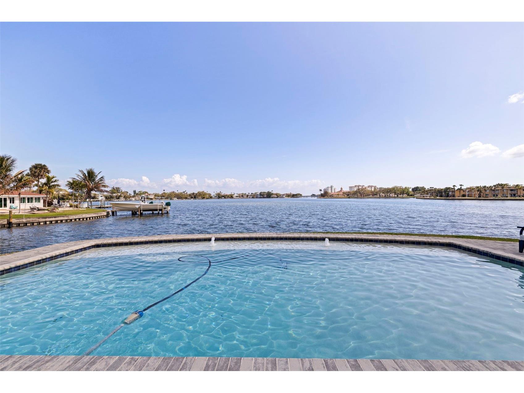 3901 14th Street NE Saint Petersburg FL 33703 - SMACKS BAYOU TB8486421 image41