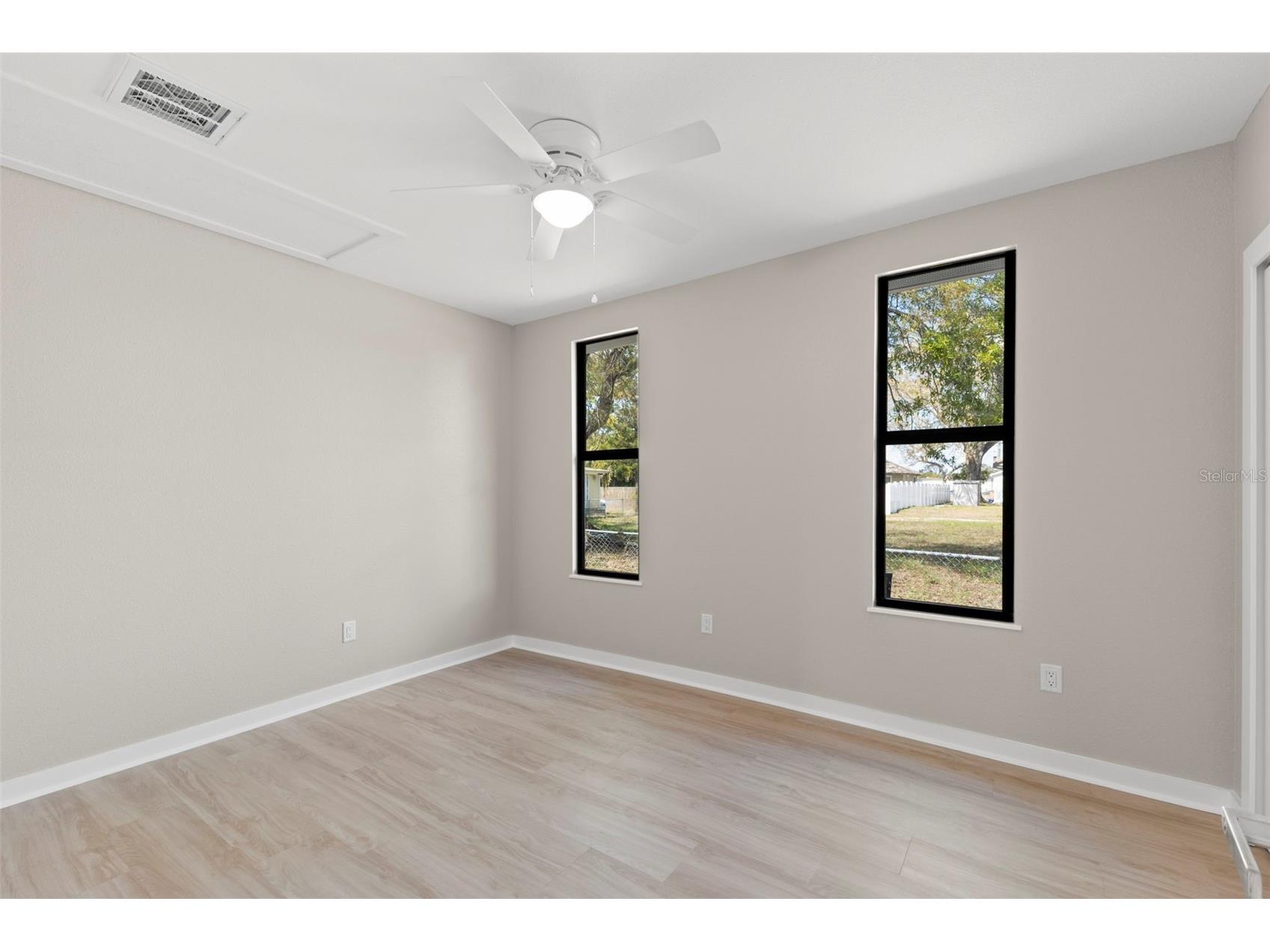 3901 45th Avenue N Saint Petersburg FL 33714 TB8485592 image25