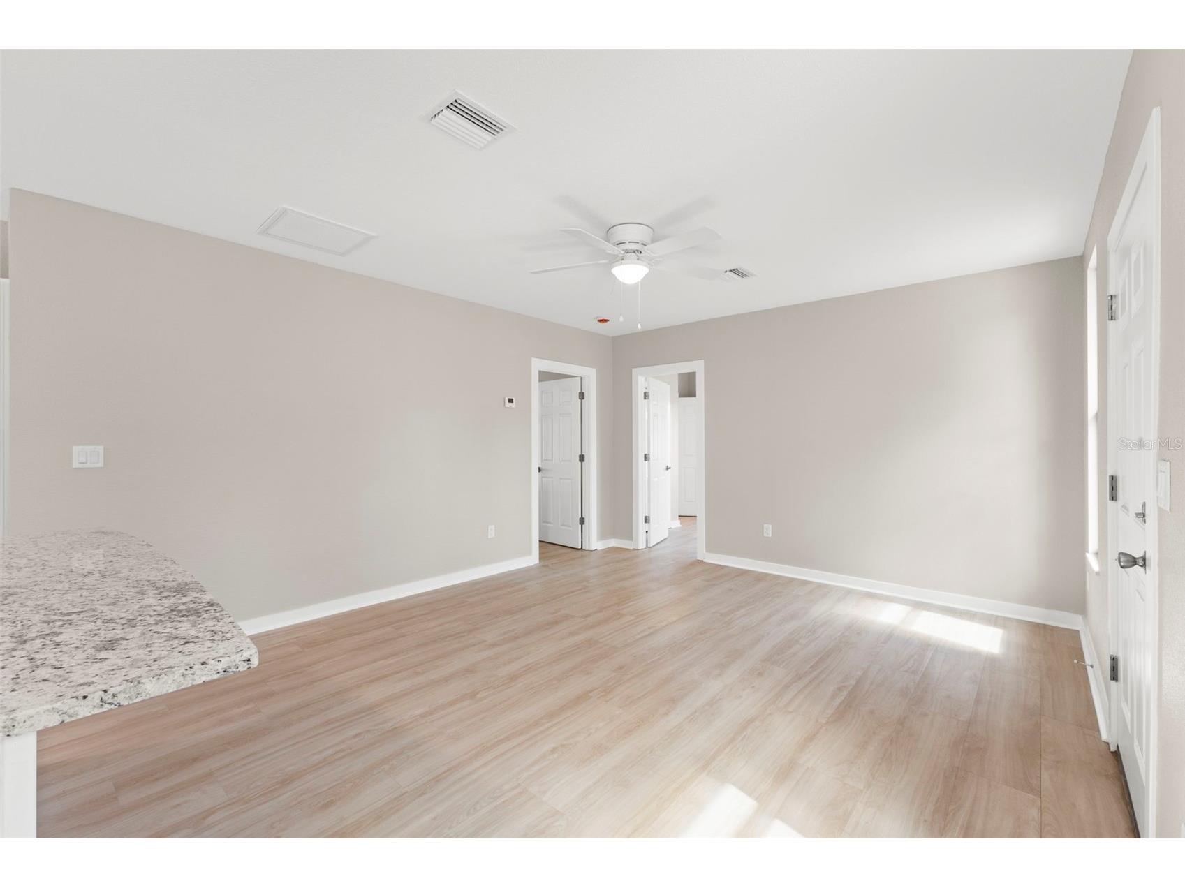 3901 45th Avenue N Saint Petersburg FL 33714 TB8485592 image4