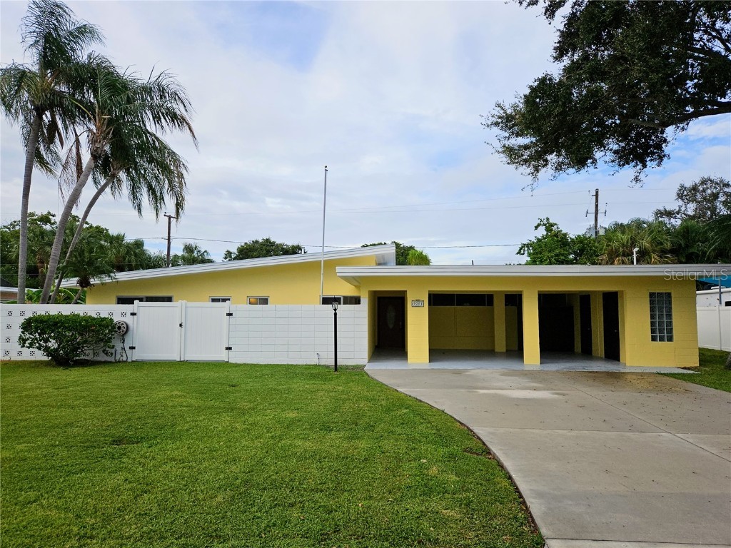 3901 50th Avenue S Saint Petersburg FL 33711 U8215121 image1