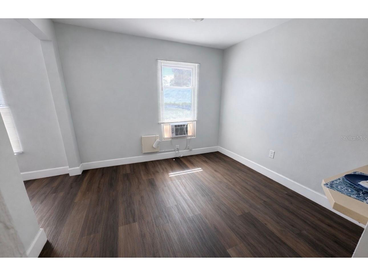 3901 6th Street S #4 Saint Petersburg FL 33705 TB8471841 image14