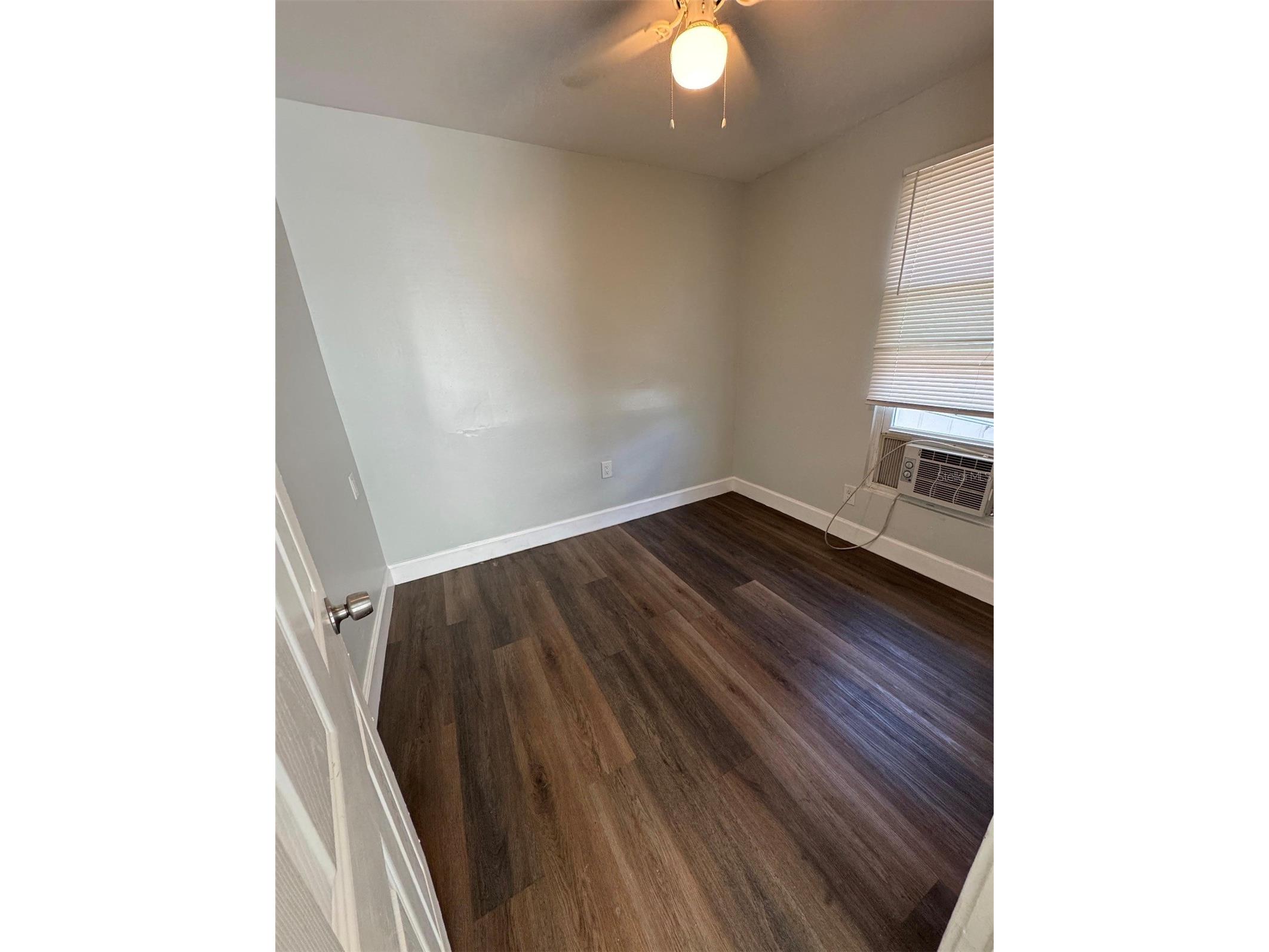 3901 6th Street S #4 Saint Petersburg FL 33705 TB8471841 image5