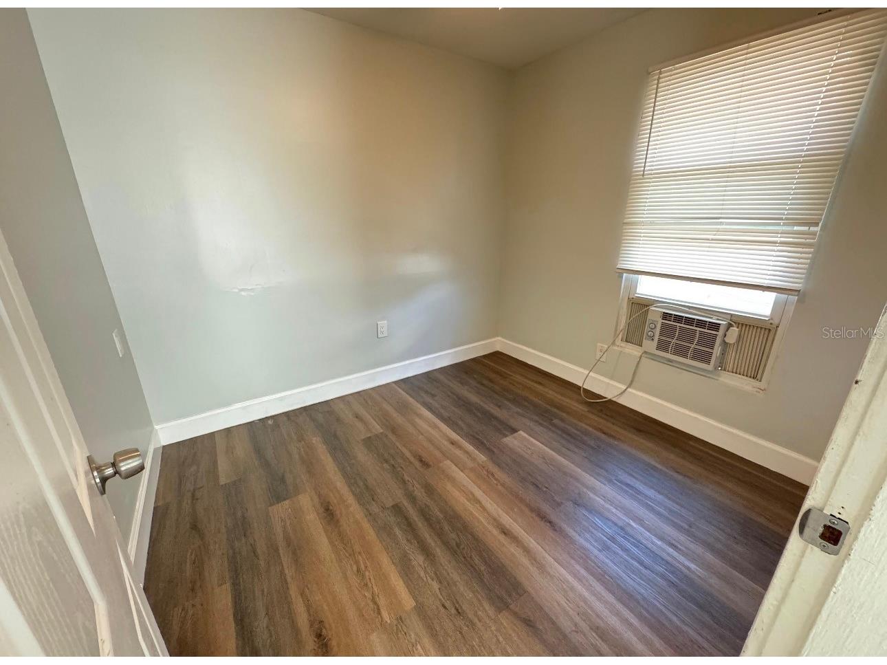 3901 6th Street S #4 Saint Petersburg FL 33705 TB8471841 image6