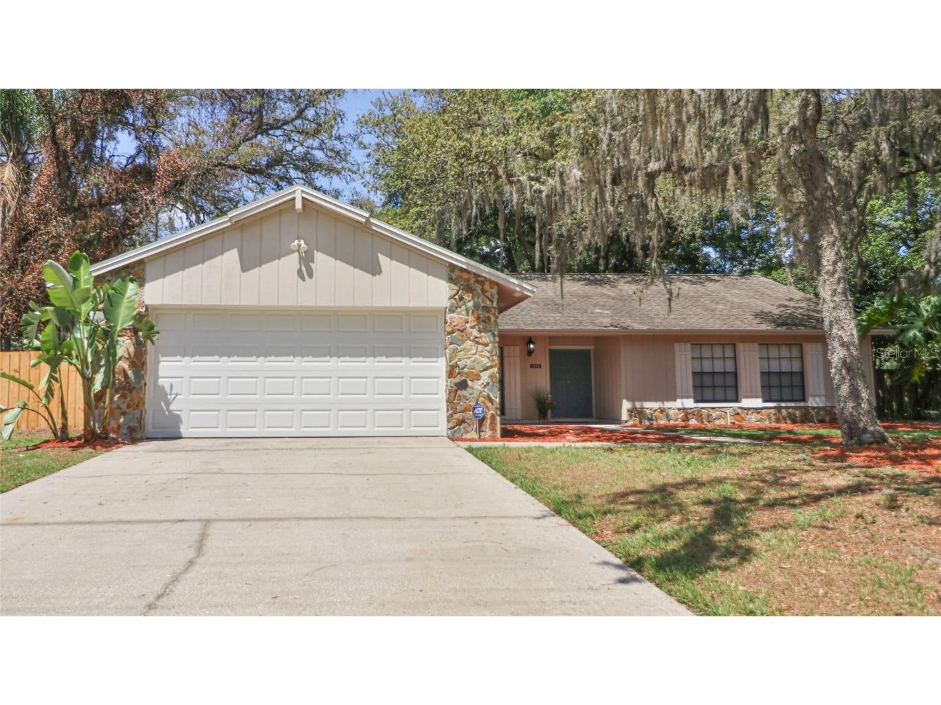 3901 Applegate Circle Brandon FL 33511 T3442270 image1