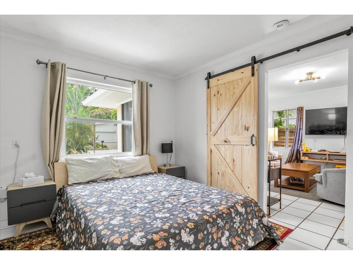 3901 Iroquois Avenue Sarasota FL 34234 A4667237 image13