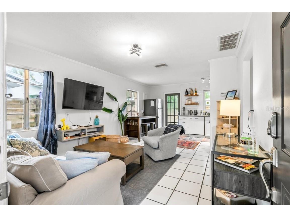 3901 Iroquois Avenue Sarasota FL 34234 A4667237 image5