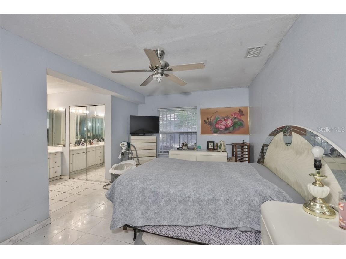 3901 N Clearfield Avenue Tampa FL 33603 TB8450026 image22