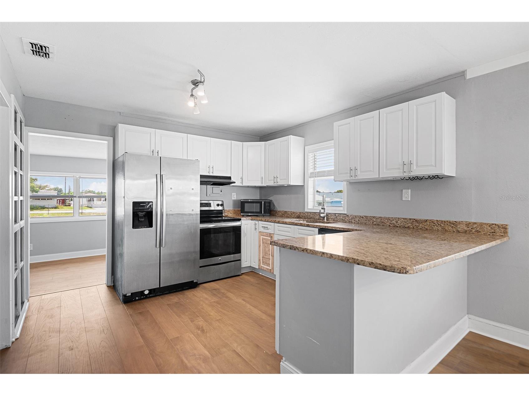 39014 Kirkland Drive Zephyrhills FL 33542 TB8512656 image8