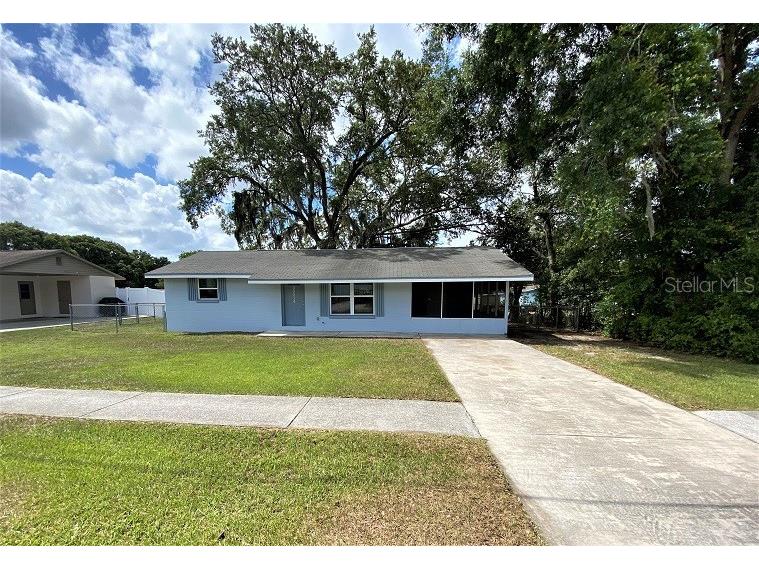 39014 South Avenue Zephyrhills FL 33542 W7885310 image2
