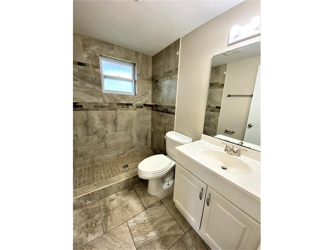 39014 South Avenue Zephyrhills FL 33542 W7885310 image9