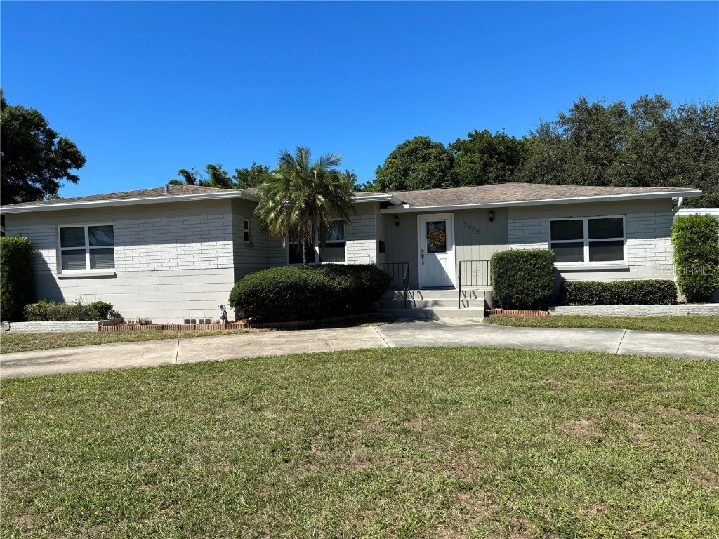 3902 60th Street N Saint Petersburg FL 33709 U8217889 image1