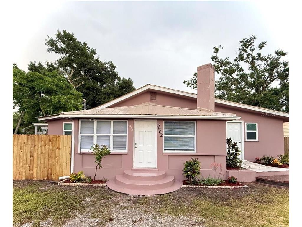 3902 Locust Avenue Sarasota FL 34234 C7512114 image1
