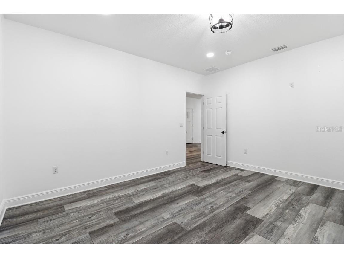 3902 N Suwanee Avenue Tampa FL 33603 OM714228 image22