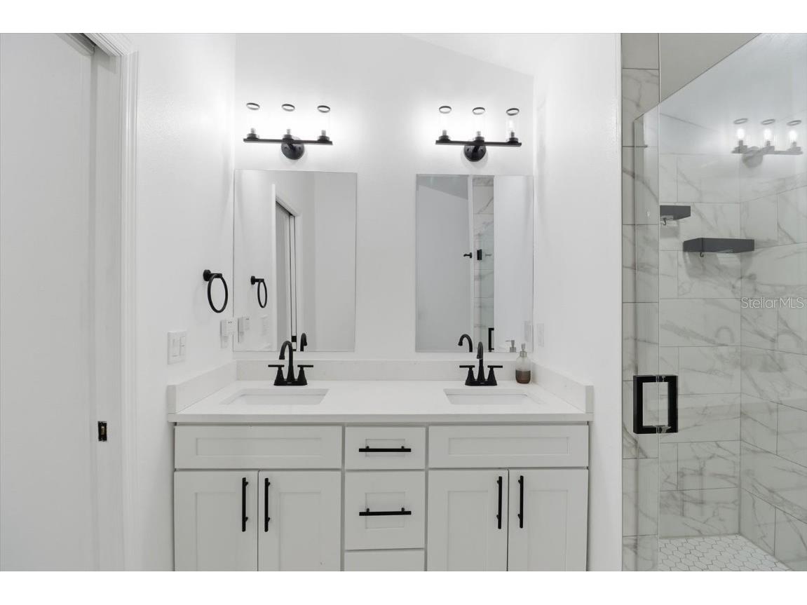 3902 N Suwanee Avenue Tampa FL 33603 OM714228 image4