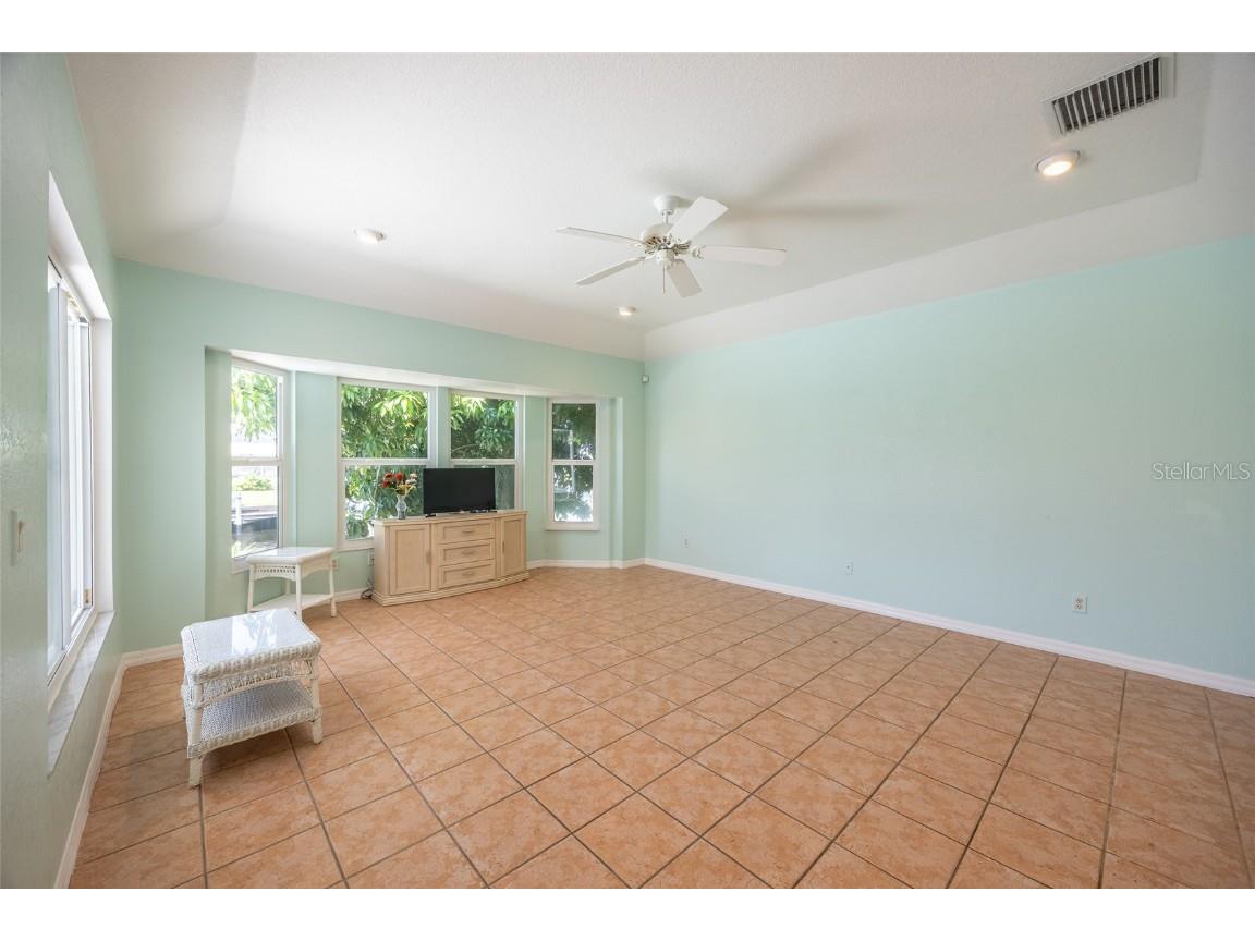 3902 SE 13th Avenue Cape Coral FL 33904 C7514613 image18