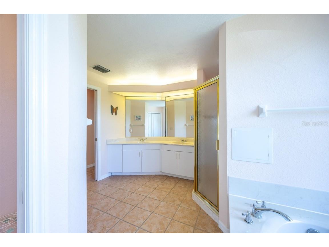 3902 SE 13th Avenue Cape Coral FL 33904 C7514613 image33