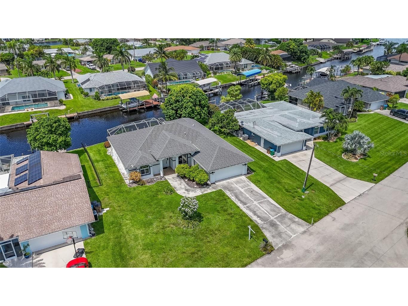 3902 SE 13th Avenue Cape Coral FL 33904 C7514613 image40