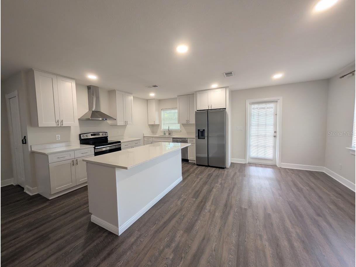 3902 W Paxton Avenue Tampa FL 33611 TB8528134 image5