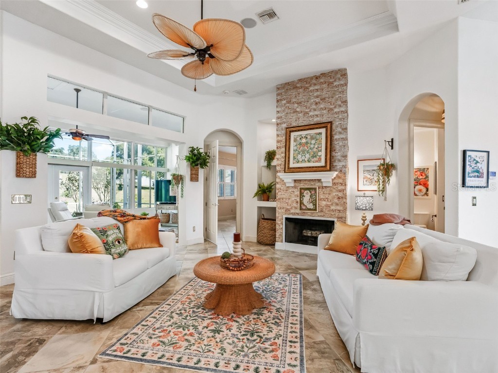 39023 Griffin Landing Lady Lake FL 32159 - LAKE GRIFFIN G5104651 image11