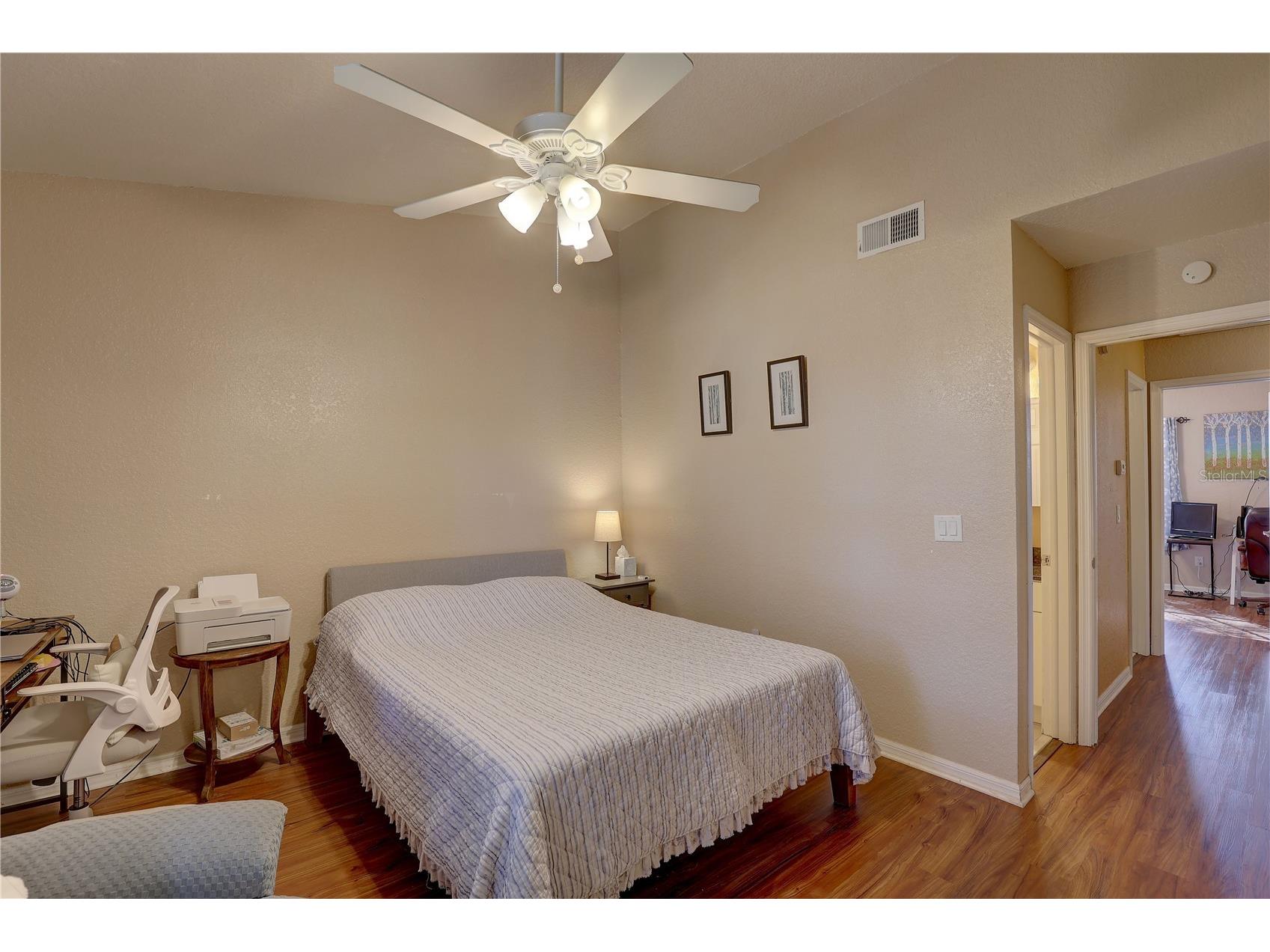 3903 Brigadoon Circle Clearwater FL 33759 TB8466091 image20