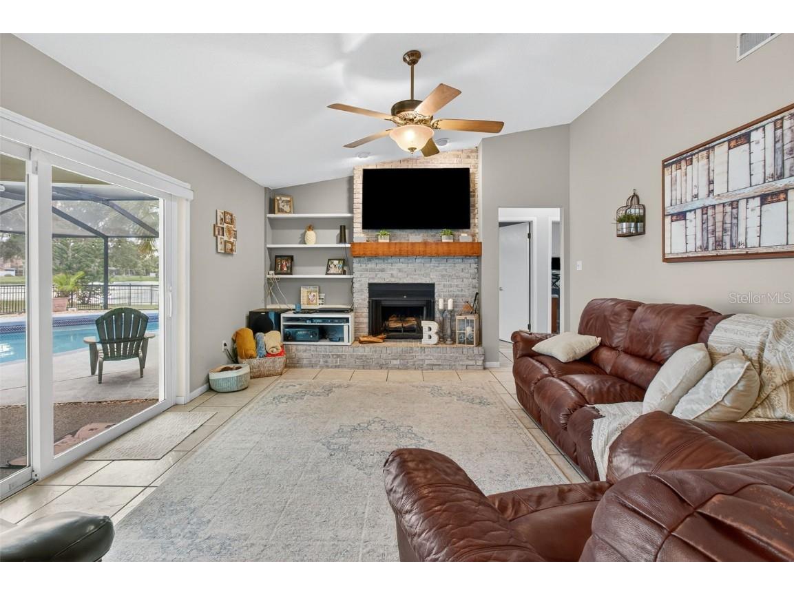 3903 Dunaire Drive Valrico FL 33596 TB8436548 image23