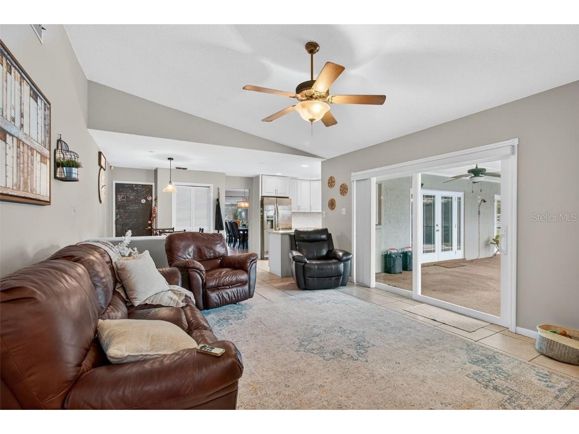 3903 Dunaire Drive Valrico FL 33596 TB8436548 image25