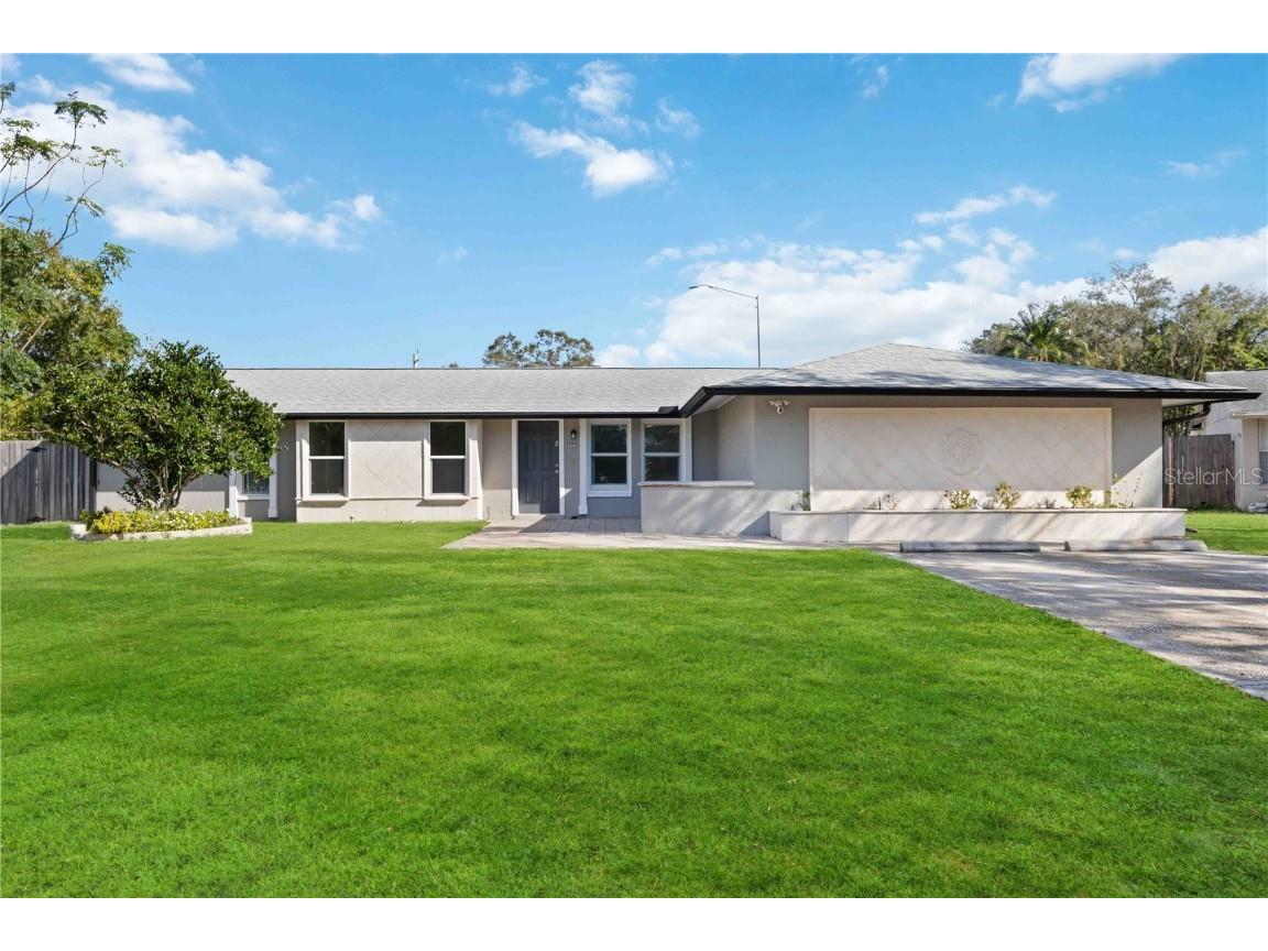 3903 Maverick Avenue Sarasota FL 34233 N6128217 image1