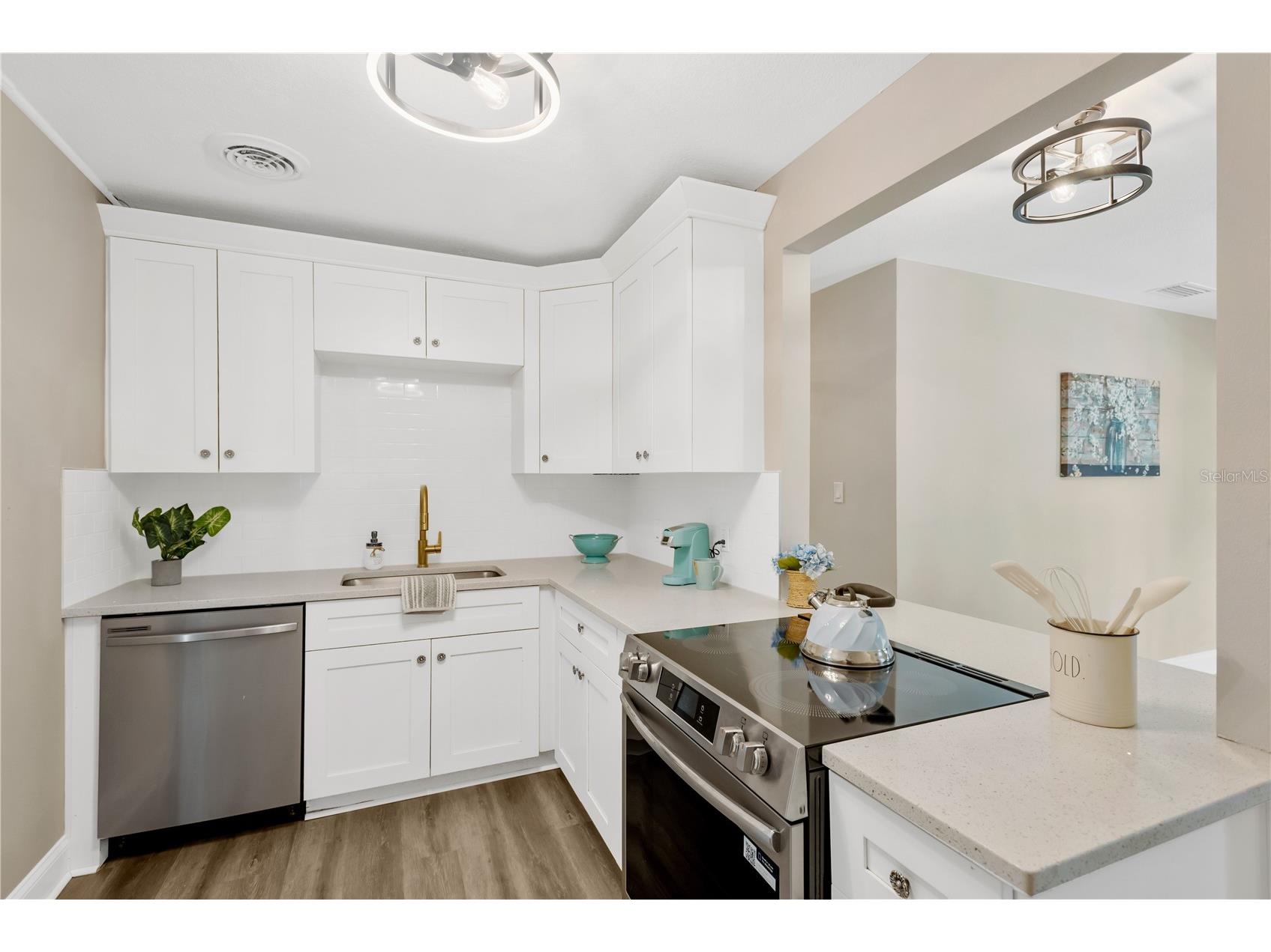 3903 W Palmetto Street Tampa FL 33607 TB8518066 image2