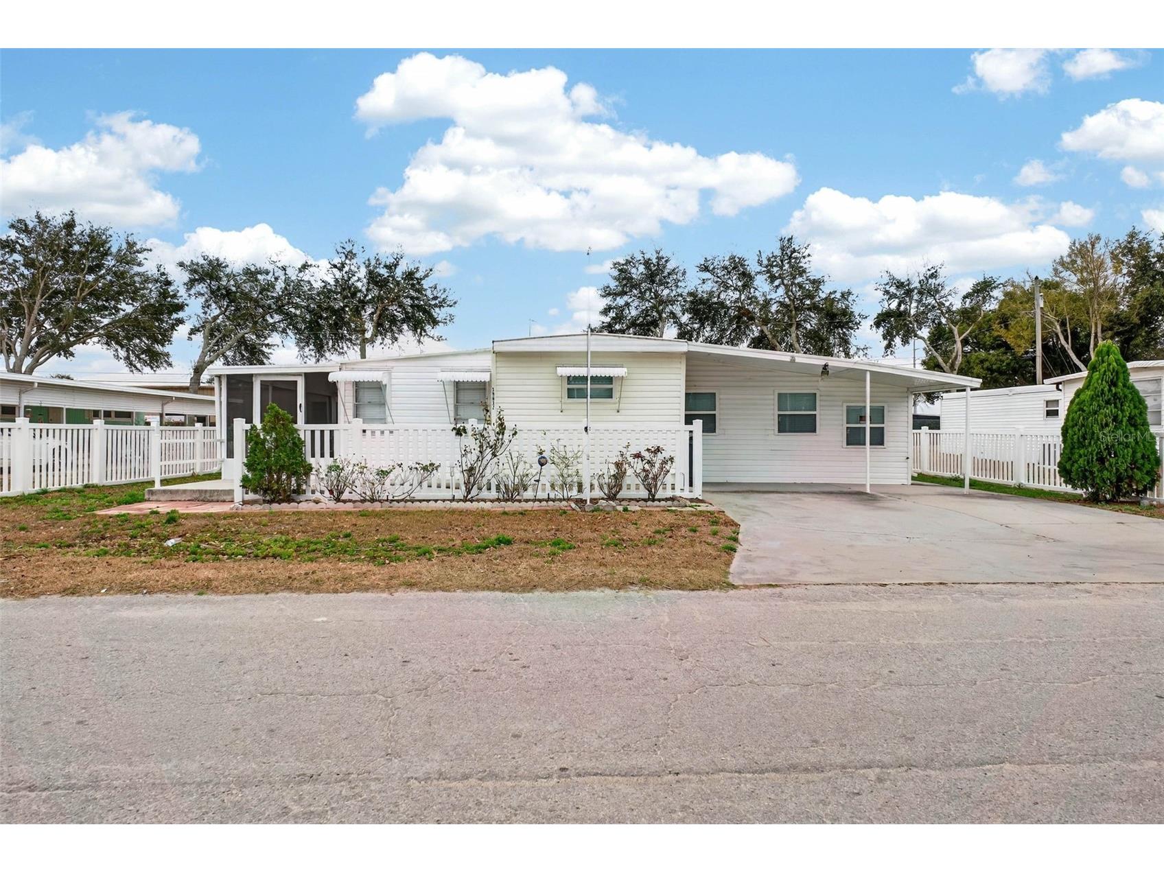 39032 Ola Avenue Zephyrhills FL 33542 TB8429294 image1