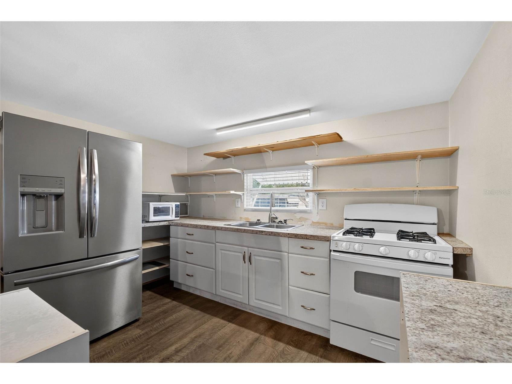 39032 Ola Avenue Zephyrhills FL 33542 TB8429294 image10