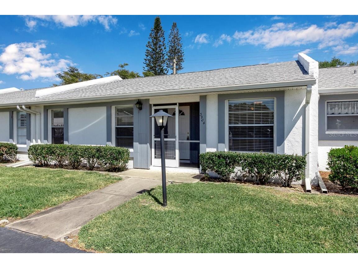 3904 36th Avenue Drive W Bradenton FL 34205 A4564380 image1